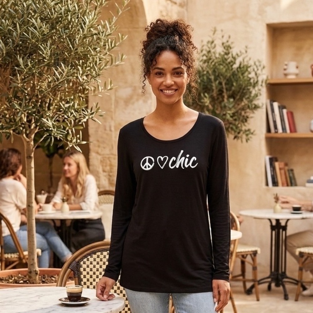 Chicos The Ultimate Tee Black Long Sleeve Graphic Peace Heart Chic Shirt Size 2